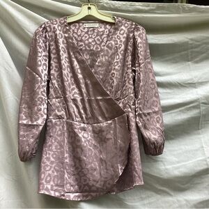 Jon & Anna lavender patterned faux wrap business casual top, size medium
